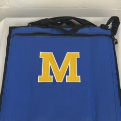Stadium Cushion, Blue w gold/white M